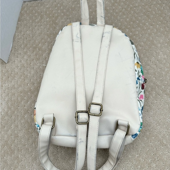 POKEMON Floral Sleeping Pokemon Bioworld Mini Backpack - Picture 6 of 9